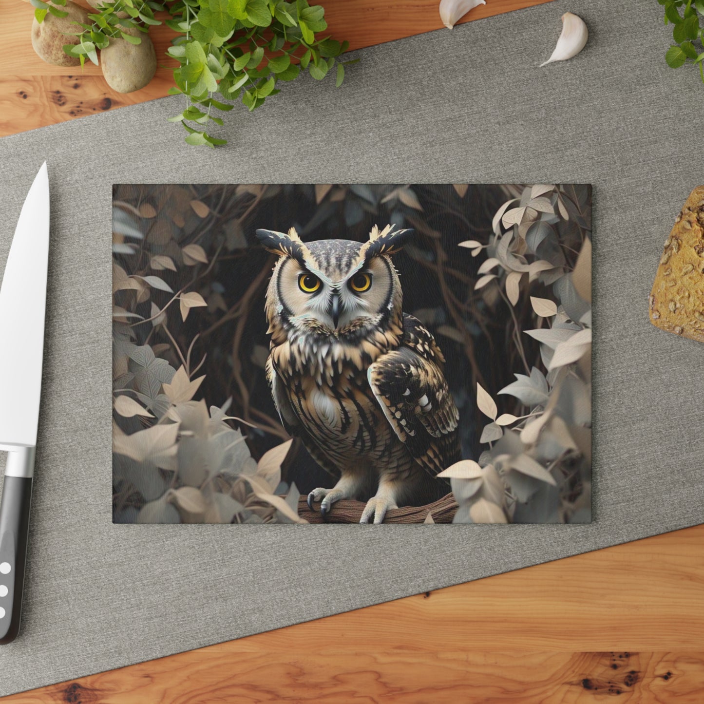 Owl Glass Cutting Board - Elegant Kitchen Decor for Nature Lovers